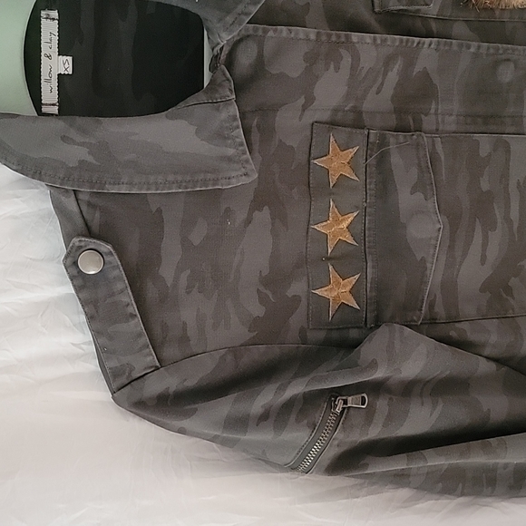 Willow & Clay Camouflage Sirt Jacket - Picture 4 of 8